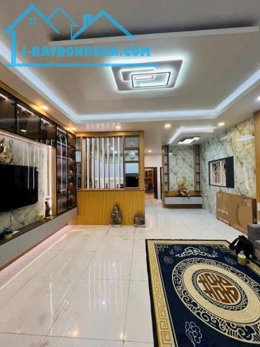 102M²- NGANG 6M NỞ HẬU- NHÀ MỚI FULL NỘI THẤT- XE HƠI NGỦ TRONG NHÀ PHẠM VĂN CHÍ QUẬN 6