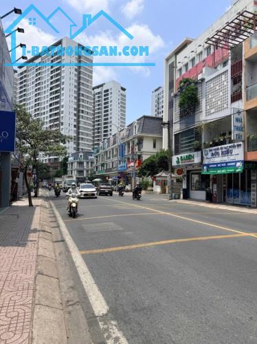 Bán gấp nhà mặt tiền Quận Phú Nhuận - CN68m2 (4 x 17) Sổ A4 - Không QH Lộ giới, Phong thuỷ