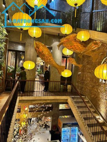 SIÊU HIẾM!! 145M2 - 12M MẶT TIỀN - NHÀ HÀNG 5 SAO MẶT PHỐ VIP ĐÀO TẤN - Ô TÔ TRÁNH K.DOANH