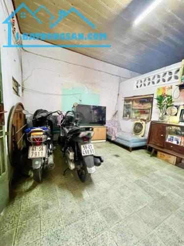 XÂY CHDV KHU PHAN XÍCH LONG – 146M² – NGANG 7M – HIẾM HÀNG