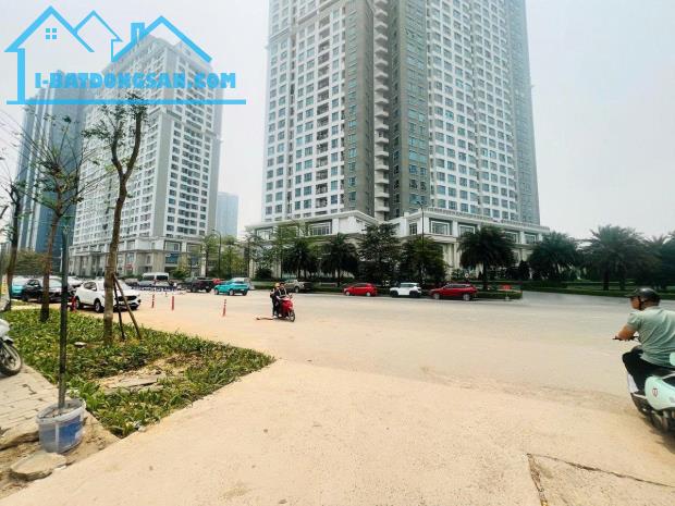 Bán Đất Nhật Tảo Phú Thượng Cạnh Ciputra - Ecohome. DT: 140m MT 6m. Ô Tô Vào Đất - 12.9 Tỷ