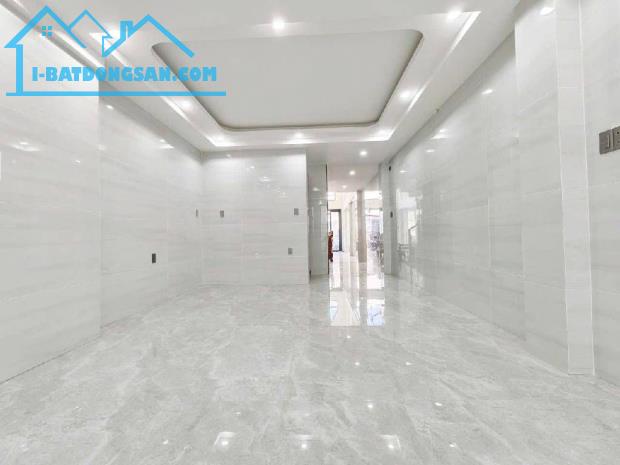 MẶT TIỀN KINH DOANH 4 TẦNG TRẦN THỊ ĐIỆU X 100M2 - ĐƯỜNG LỚN CÓ VỈA HÈ VÀ GARA Ô TÔ
