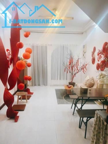 Nhà Đẹp Hẻm OTO 5m Trần Đình Xu - TT Quận 1 - 4 Tầng BTCT 50M2 - Bán Chỉ 15,2 Tỷ.