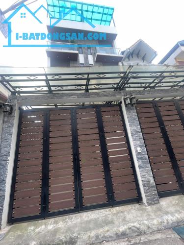 BÁN NHÀ ĐẸP 5 TẦNG x 70M CHU HUY MÂN - GARA Ô TÔ - THANG MÁY - AN SINH TUYỆT VỜI