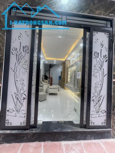 Bán nhà Hà Trì, Hà Cầu, cách trường cấp 2 Lê Lợi 300m, 33m2 5 tầng giá 7,3 tỷ