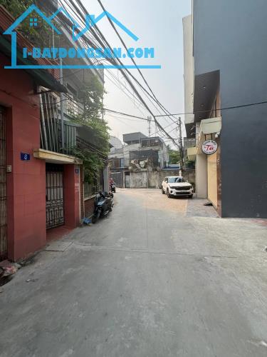 BÁN NHÀ 2 TỶ 450 TRIỆU, NGÕ NGẮN GẦN ĐƯỜNG MỸ XÁ, 46,1M2 x 3 TẦNG