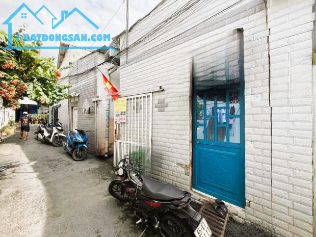 DÃY TRỌ 10 PHÒNG – 160M2 – DÒNG TIỀN 25TR/THÁNG – GẦN TRƯỜNG HỌC – CHỈ HƠN 8 TỶ