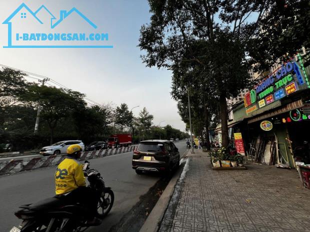 63M2 FULL THỔ – KẾ BẾN XE BUÝT GẦN GA METRO – NGAY CỔNG VÀO LÀNG ĐẠI HỌC – 2,95 TỶ