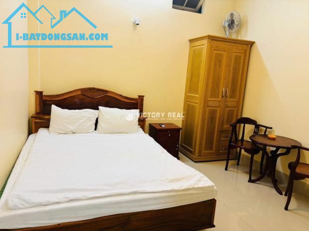 10t5 cho ks đầy đủ công năng 13p có thang máy ngay trung tâm Đà Lạt P4.
