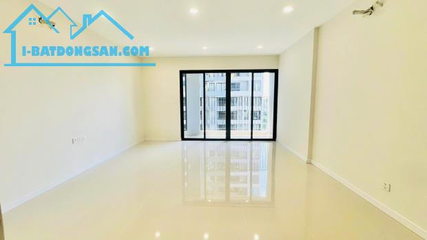 Chuyển nhượng căn Officetel 37m2 - 2tỷ45 chỉ thanh toán 2tỷ35 nhà HTCB tại Lavida Plus, LH