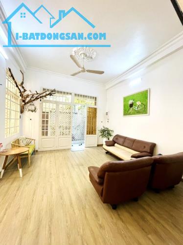 🏡 NHÀ ĐẸP NHƯ BIỆT THỰ – HẺM 69 NGUYỄN ĐÌNH CHÍNH, P15 PHÚ NHUẬN – DT 80M² – GIÁ CHỈ 11.X