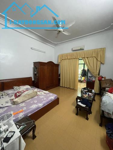 Nhà mặt ngõ ô tô Lĩnh Nam gần Times City, 108m2 MT 5m, giá 28.2 tỷ có TL, 0985868893