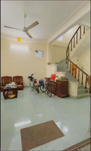 BÁN NHÀ 1 TỶ 750 TRIỆU, NGÕ CÙ CHÍNH LAN SAU 1 NHÀ MẶT ĐƯỜNG, 50M2 x 2,5 TẦNG