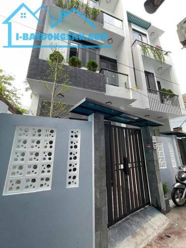 BÁN NHÀ 2 TỶ 260 TRIỆU, NGÕ ĐƯỜNG PHÙ LONG, 52M2 x 3 TẦNG