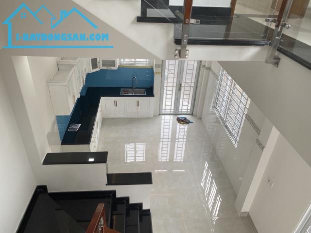 CẦN BÁN NHÀ RIÊNG MTKD 3 TẦNG BTCT - THỚI AN 16 - 109M2 - SHR - GIÁ CHỈ 6,3 TỶ.