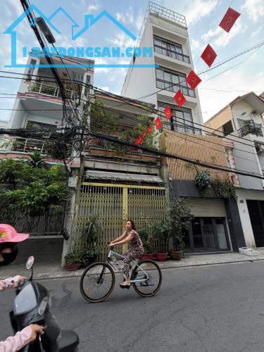 Bán nhà mặt tiền kinh doanh ngay chợ Hoàng Hoa Thám Q Tân Bình 4.3x11m chỉ nhỉnh 8 tỷ
