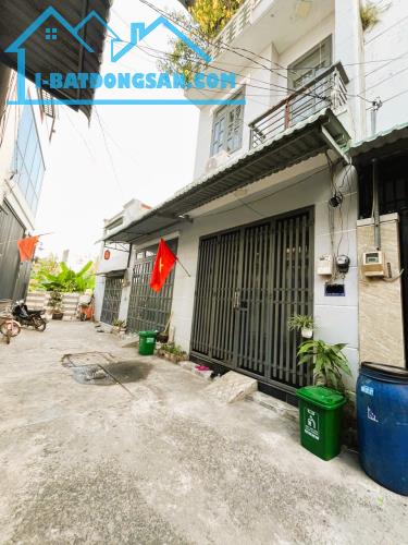 MUA 1 ĐƯỢC 3 - NHÀ CÓ SẴN DÒNG TIỀN - NGANG 10M HIẾM - XE HƠI TỚI CỬA - CHỈ 7.4 TỶ