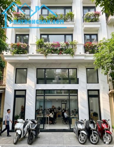 CHỦ GẤP BÁN – LIỀN KỀ ĐỖ QUANG – Ô TÔ KINH DOANH – 70M2 – 6 TẦNG MỚI ĐẸP