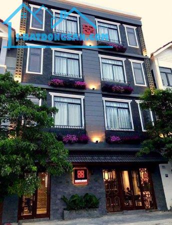 BÁN NHÀ MẶT PHỐ TRẦN PHÚ, BA ĐÌNH, 240m2 x 4 tầng, mặt tiền 10m, dòng tiền 260 triệu/tháng