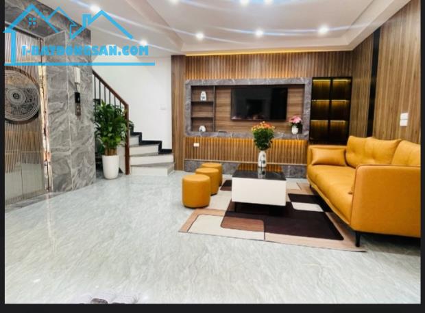 🔥 HIẾM! HUỲNH THÚC KHÁNG – 7 TẦNG THANG MÁY – Ô TÔ TRÁNH VỈA HÈ 🔥