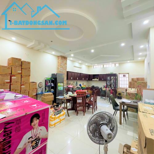 RẺ HOÀ CƯỜNG BẮC 2 tầng 2 mê TRỤC 7M5 LÝ NHÂN TÔNG hướng Đông