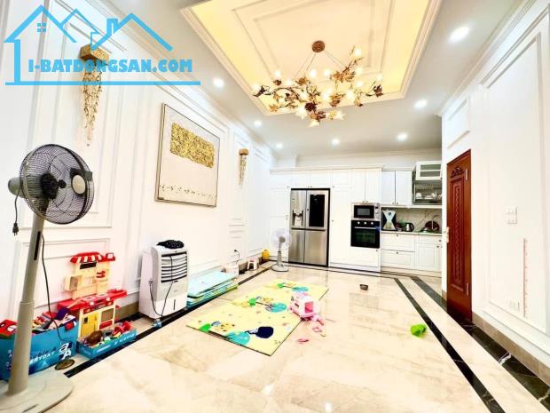CỰC HIẾM, LIỀN KỀ DỰ ÁN A10 NAM TRUNG YÊN KHÔNG CÓ NHÀ BÁN RA