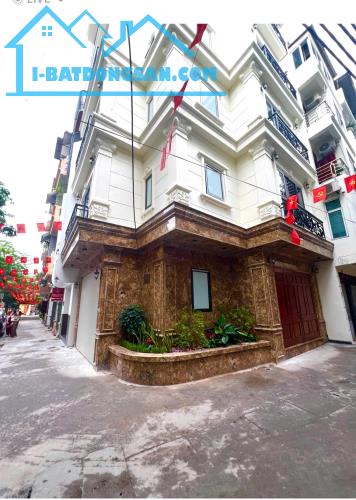NHÀ MỚI PHẠM VĂN ĐỒNG- XUÂN ĐỈNH –LÔ GÓC, 2 THOÁNG- Ô TÔ VÀO NHÀ -VỪA Ở VỪA KINH DOANH.