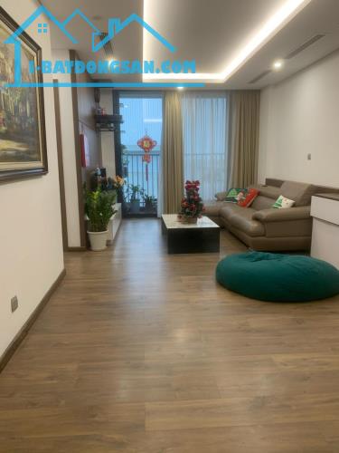 Bán tòa cc NO1 T4 Hoàng Minh Thảo- gần Hồ Tây 110M2 3PN-2WC giá hơn 15 tỷ