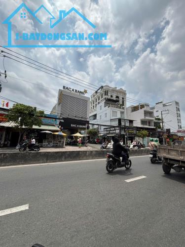 Bán Nhà Quận 7, DT 42m2, Có 3 Phòng Ngủ, Phòng Ngủ Trệt, Giá 4.55 Tỷ. Huỳnh Tấn Phát