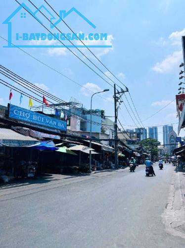 Bán Nhà Quận 7, Nhà 3 Tầng Có 4 Phòng Ngủ, Giá 4.86 Tỷ. Bùi Văn Ba
