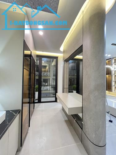 Siêu vị trí hiếm nhà bán sát mặt tiền Lý Thường Kiệt quận 10 (DT 4.2x14m) 3 lầu
