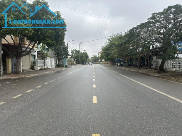 🏡 Bán nhà Lương Văn Tuỵ 100m² – MT 5m – Phân lô, vỉa hè – 7,6 tỷ