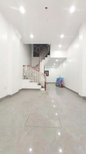 Bán nhà Đa Sĩ gần khu đấu giá Ngõ Cổng, DT 33m2 4 tầng, gác lửng giá hơn 7 tỷ 0942.193.386