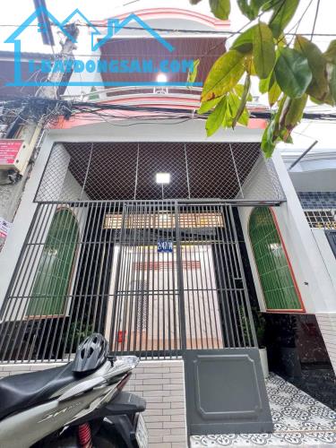 Bán nhà 1T1L, Hẻm 359 (Xéo Cty Dược Hậu Giang). Sổ hồng, hoàn công đầy đủ