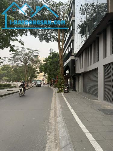 Giảm Sốc Bán nhà Nguyễn Đình Thi Tây Hồ 97m2-5T MT9,7m VIEW Hồ 79 Tỷ Nguyễn Đình Thi.