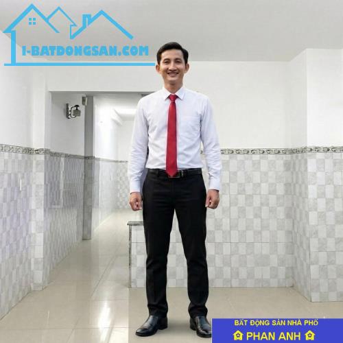 Một bước ra sông, hai bước ra phố lớn... Chỉ với 10 tỏi hơn là có căn nhà phố An Khánh.