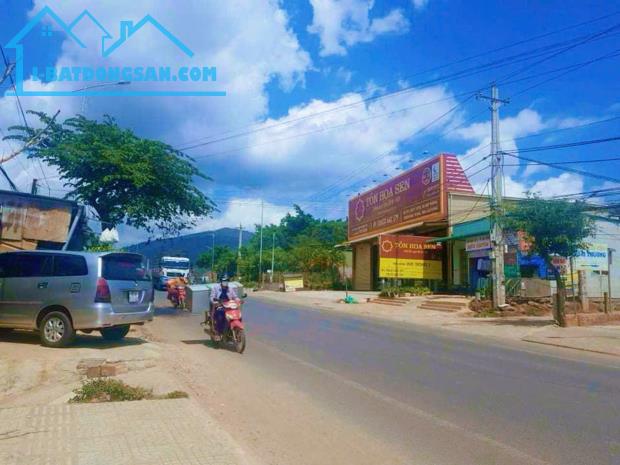 Bán đất mặt tiền quốc lộ 20 hiệp thạnh phi nôn đức trọng giá 9,6 tỷ