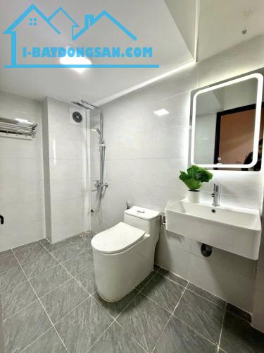 Bán nhà Thụy Khuê, Tây Hồ, dt 47m, khu phân lô, dân trí cao, 20m ra mặt phố. Giá 12 tỷ