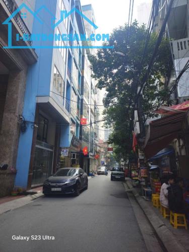Bán nhà Đội Cấn, Ba Đình, mặt ngõ thông, ô tô tải tránh nhau, kinh doanh tốt. Giá 31 tỷ