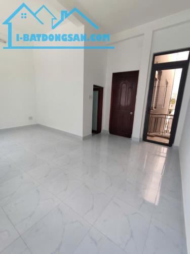 Bán nhà đường số 79 Tân Quy Quận 7 dt 5,5x21m,2 lầu giá 26 tỷ
