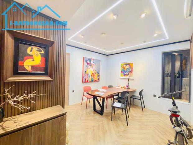 Bán căn hộ tập thể tầng 1 Phố Hàng Bông Hoàn Kiếm, 45m2, kinh doanh, Sổ riêng,Giá 5,1 Tỷ