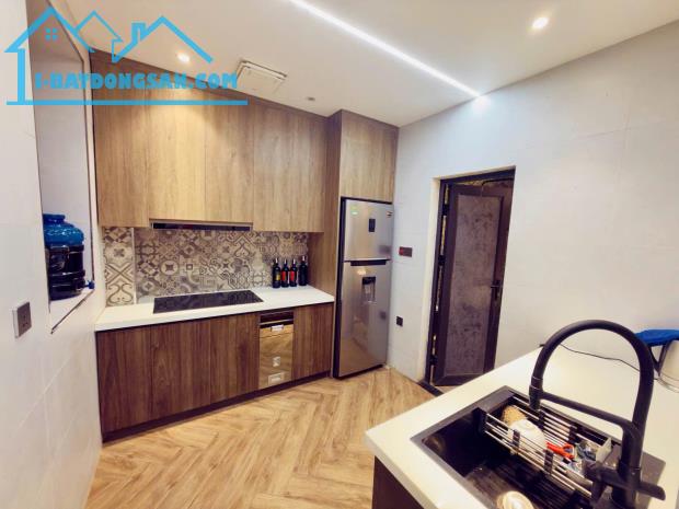 Bán căn hộ tập thể tầng 1 Phố Hàng Bông Hoàn Kiếm, 45m2, kinh doanh, Sổ riêng,Giá 5,1 Tỷ