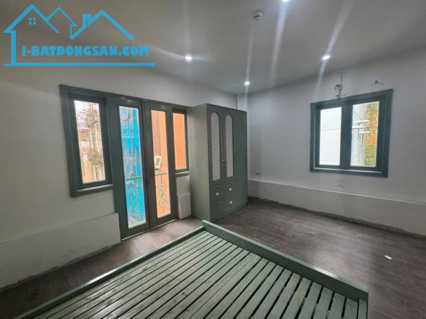 Tòa CCMN ngõ ô tô Tạ Quang Bửu, lô góc 82m2 x 6T thang máy, giá 31.5 tỷ, 0985868893