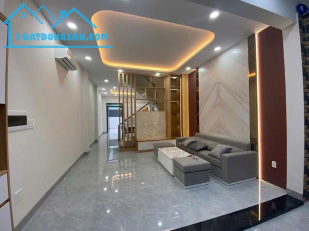 TRƯỜNG THỌ - NHÀ ĐẸP 79m2 x4 TẦNG, 5 PHÒNG NGỦ, NHỈNH 8 TỶ