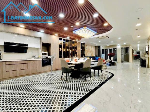 Đỉnh KD CHDV 93PN 8L+Hầm ngang 10m 600m2 MTKD ngay Âu Cơ gần ĐH Văn Hiến TN 550tr 135 tỷ.