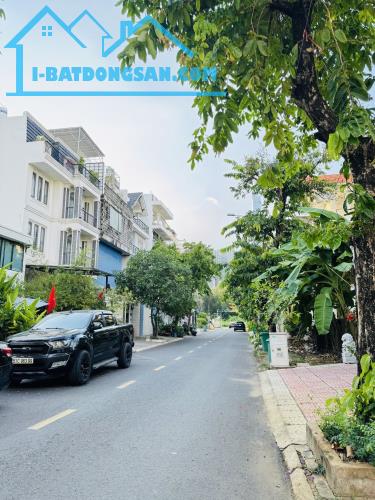Bán Khuôn Đất Đẹp Khu Ven Sông Trần Não DT:139m2(7,5mx18,5m) Giá Tốt 34 Tỷ TL