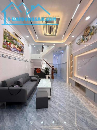 📣Nhích Nhẹ 5 Đồng_Nhà Hẻm 3Tầng CÁCH ÔTÔ ĐỖ 20M-GẦN ĐẠI HỌC Y DƯỢC Q5-MỚI Ở NGAY📣