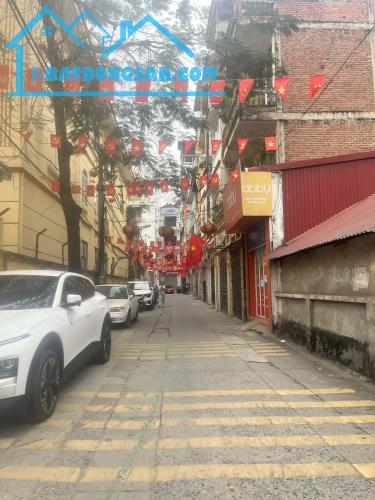 BÁN GẤP NHẦ XUÂN ĐỈNH -39M2 X 5 TẦNG- NHỈNH 10 TỶ-GẦN Ô TÔ- FULL NỘI THẤT- SỔ ĐỎ CC