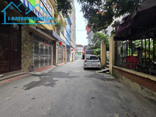 Bán nhà Trần Cung – Cầu Giấy – 264m2 – Mặt tiền 12m – Ô tô vào nhà – 59 tỷ .