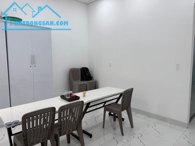 🔥 NHÀ ĐẸP BÌNH HÒA 14 CẨM LỆ. 5xxxtỷ DÒNG TIỀN SẴN vị trí trung tâm nhưng không ồn ào